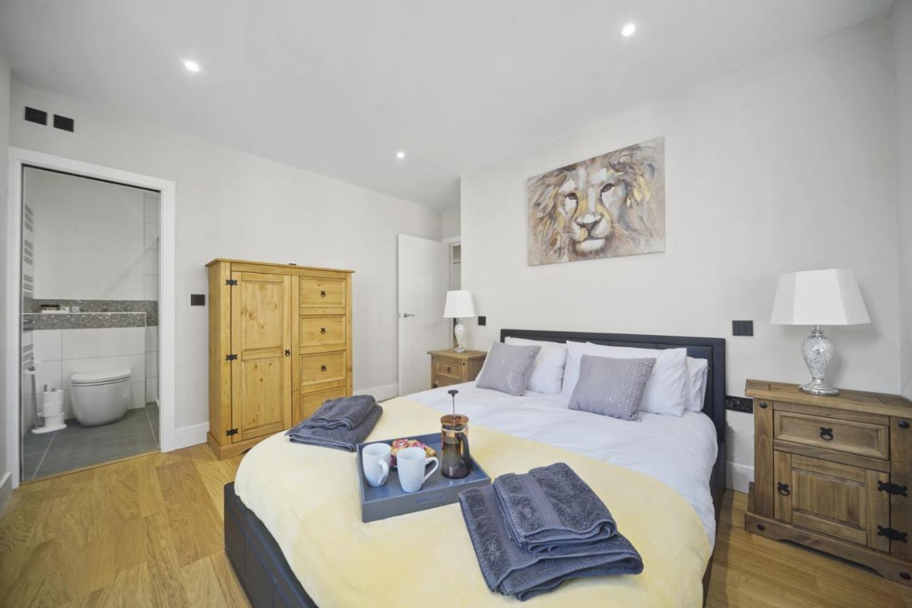 Flat 1 Bridge House Apartment Staines-upon-Thames Екстериор снимка